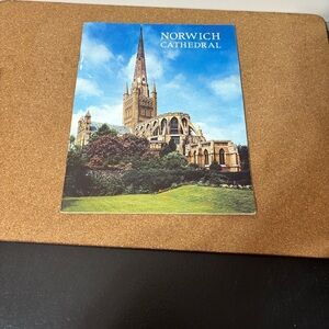 💐Norwich Cathedral Souvenir Booklet